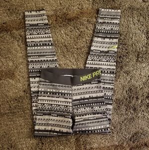 Nike Pro Designed Gym Leggings Green Accent